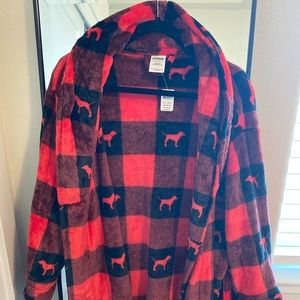 COPY - NWT Victoria secret pink robe